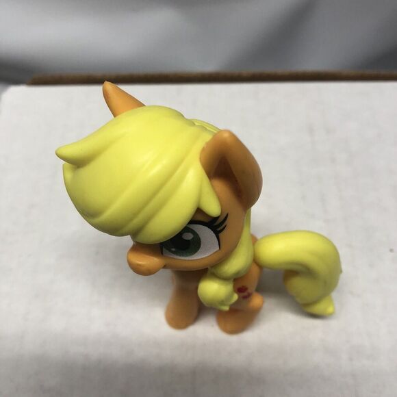 My Little Pony Applejack G4 MLP Mini Figure Toy Orange Hasbro Friendship Magic - Picture 6 of 8